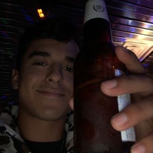 Meet your Posher, Darian